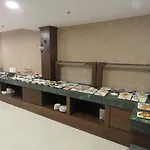 Q 酒店 4*