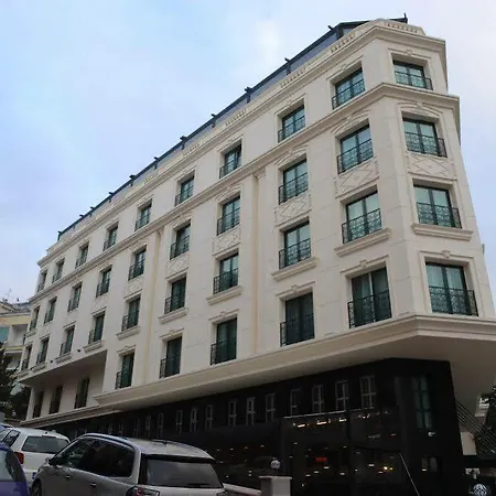 Q 4* Ankara